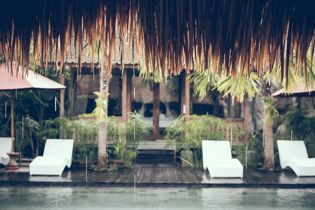 A country-club landscape by Living Colour Landscapes
